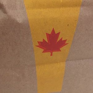 Meet your Posher, Anais